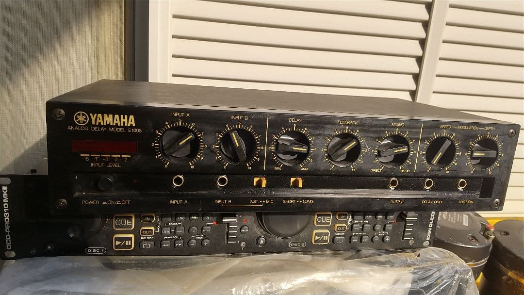 YAMAHA アナログディレイ E1005