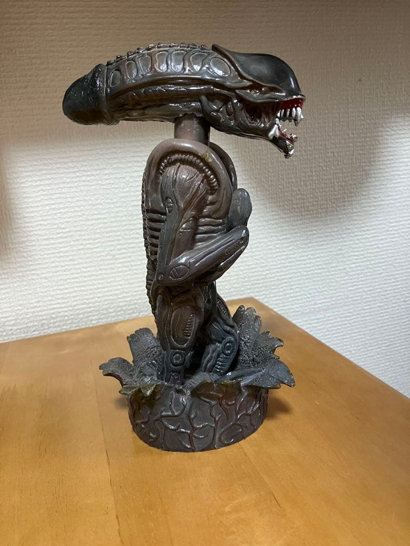エイリアン ウォーリアー ボブルヘッドフィギュア
