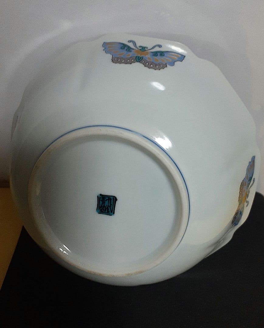 九谷九大青郊窯陶印いり八角形の紫陽花模様菓子鉢です