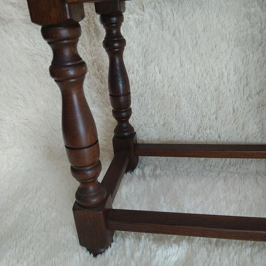 アンティークテーブル 引き出しが付いた珍しいサイドテーブル