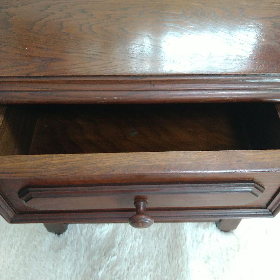 アンティークテーブル 引き出しが付いた珍しいサイドテーブル
