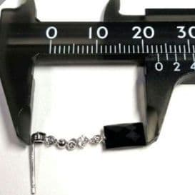 k14wgオニキスピアスホワイト 揺れるピアス k14ホワイト　自分へのご褒美！