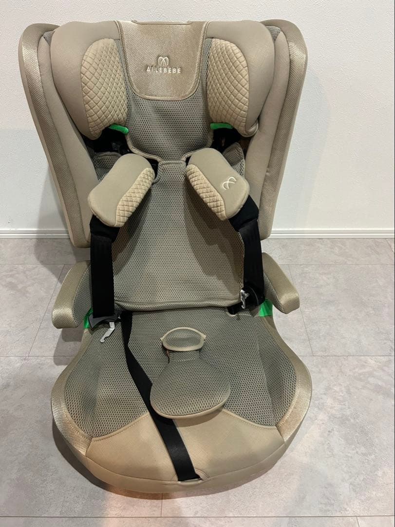 【美品】AILEBEBE エールべべ　パパットR ベージュ チャイルドシート