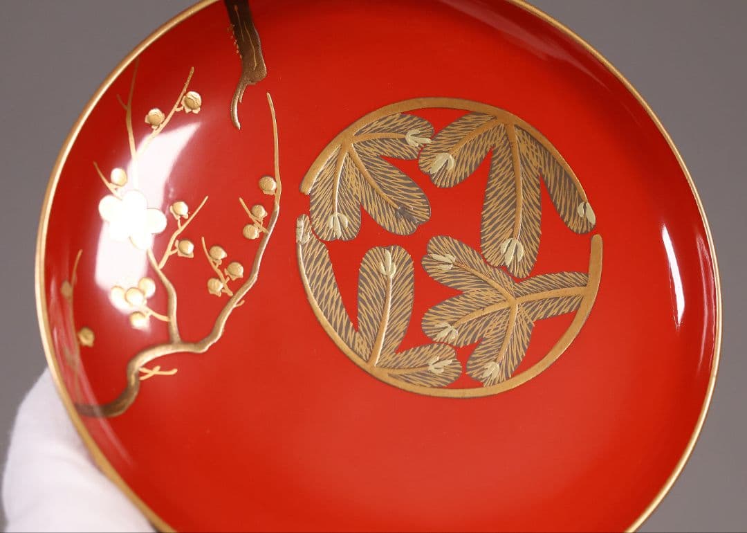 【CM247】時代木製漆器 松竹梅 金蒔絵 朱塗 引盃 五客 木製漆器 小皿 杯