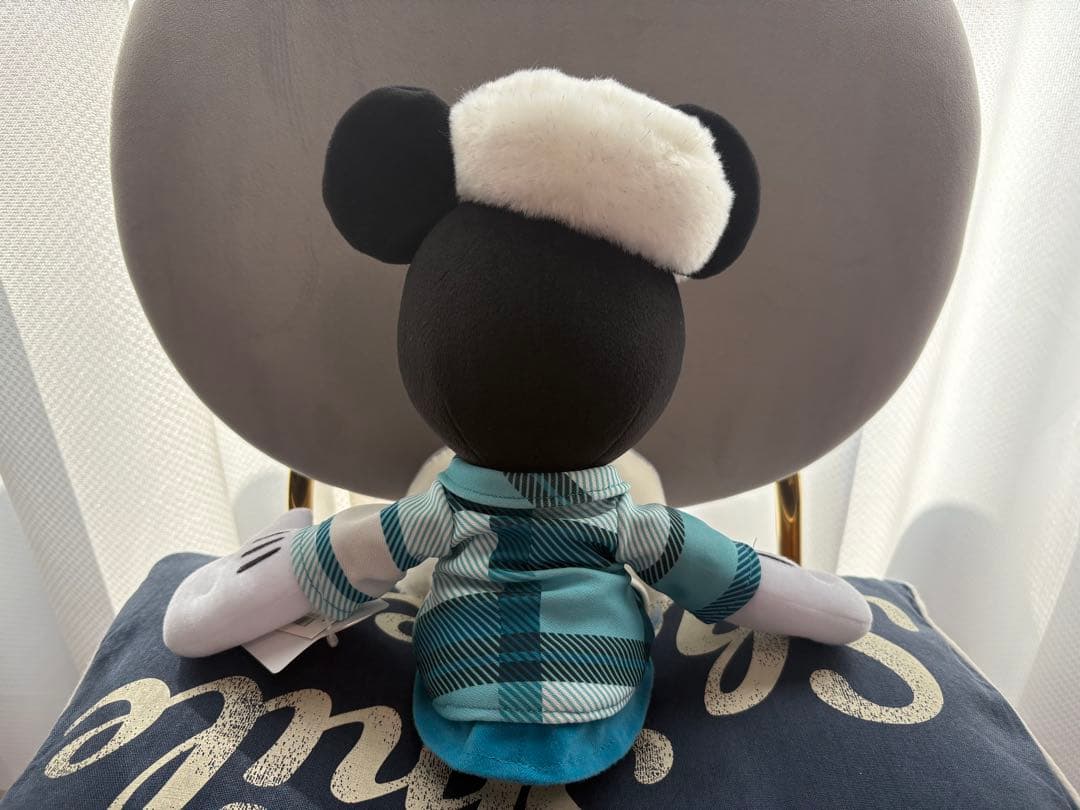 【新品未使用タグ付】ディズニー ミニーのスタイルスタジオ ミニー 冬 ぬいぐるみ