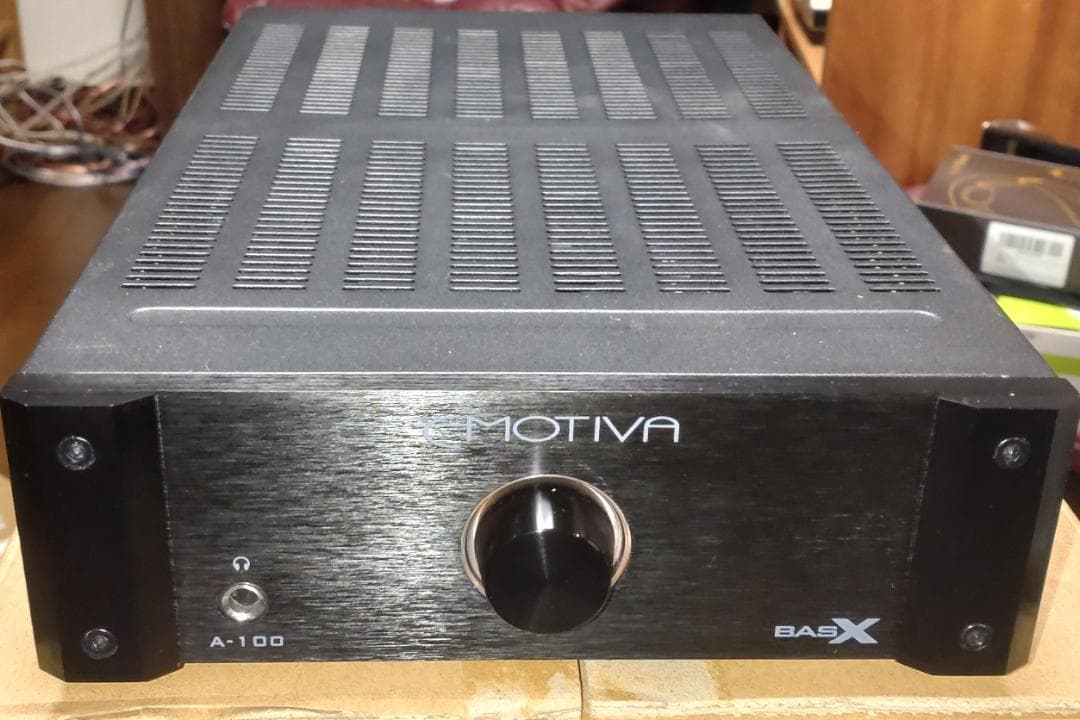 EMOTIVA BASX A-100 プリメインアンプ