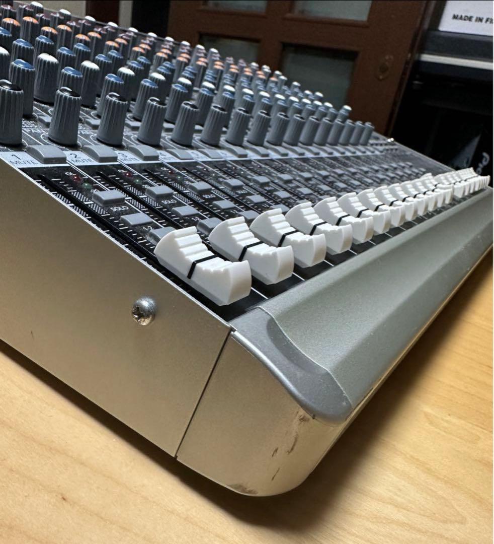 【年末年始特別値下げ】Mackie 1604VLZ3 16チャンネルミキサー