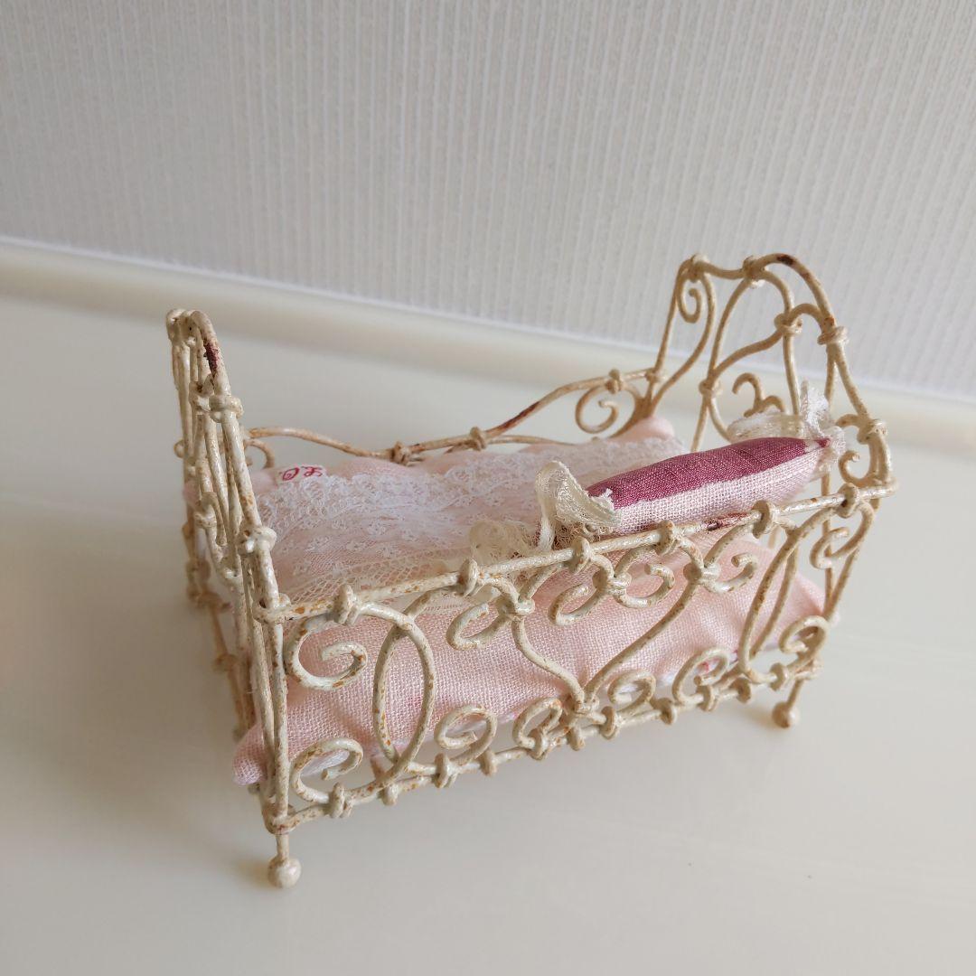 人気作家様　ドール用ベッド　ドールハウス　ぬいぐるみ