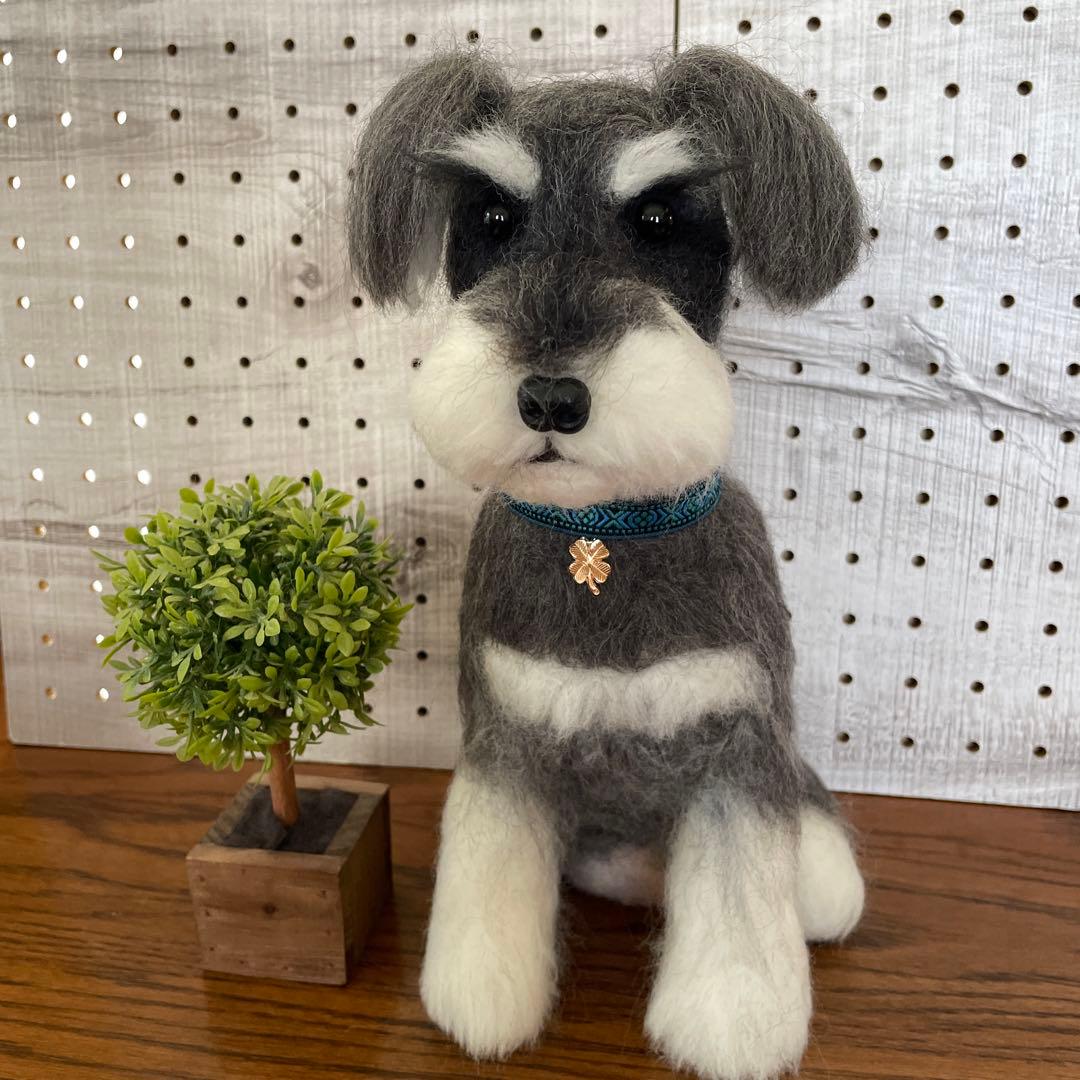 羊毛フェルト　ミニチュアシュナウザー　Mサイズ　3体