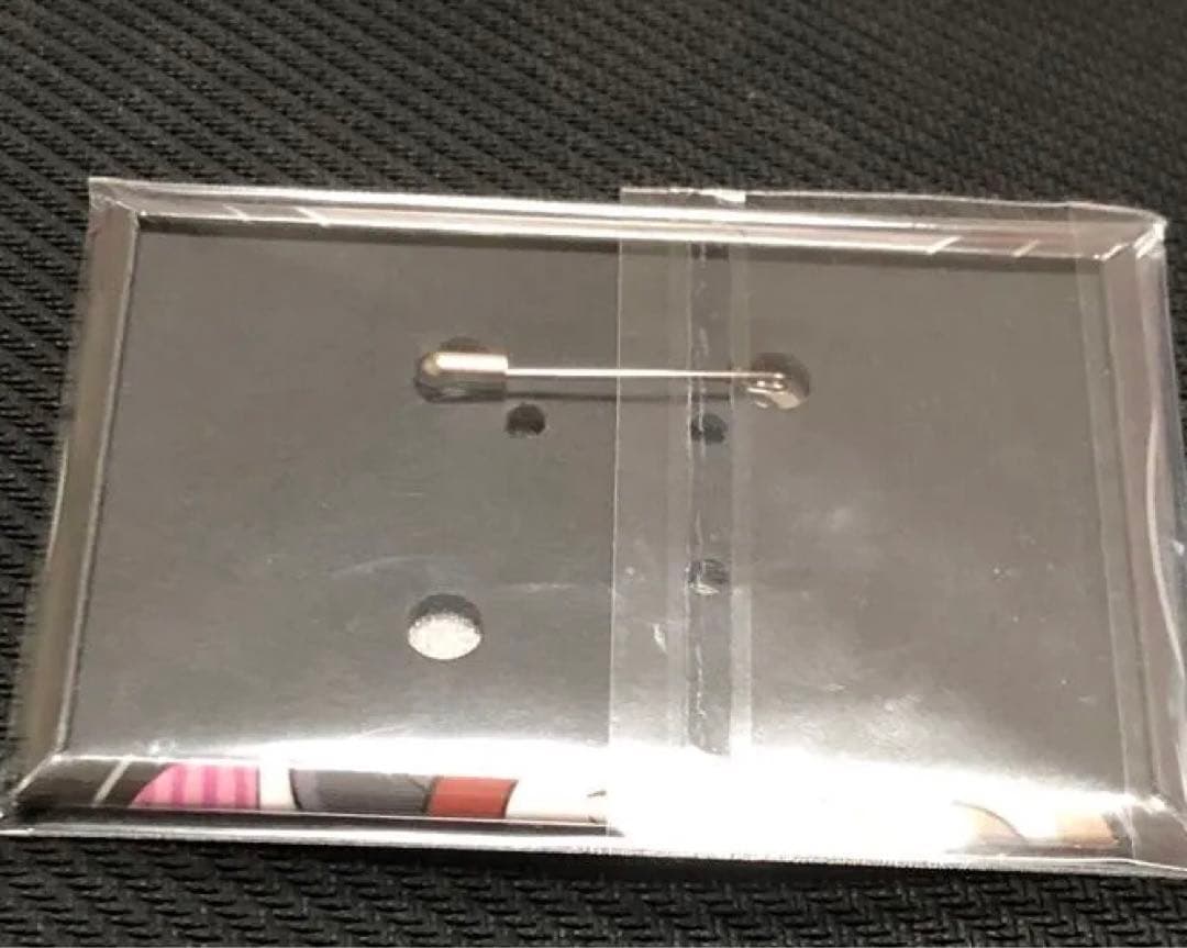 貴重　モノクマ ダンガンロンパ みんなのコロシアイ新学期 スクエア缶バッジ