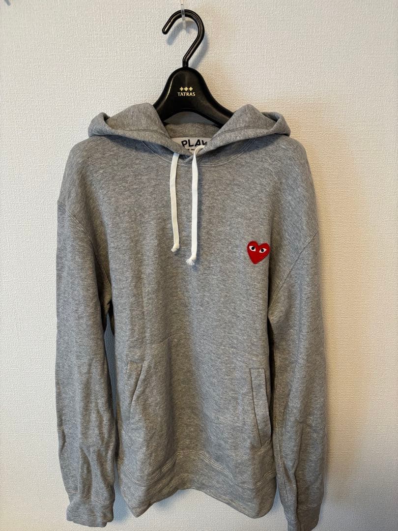【美品】PLAY Comme des Garçons パーカー　Ｌサイズ