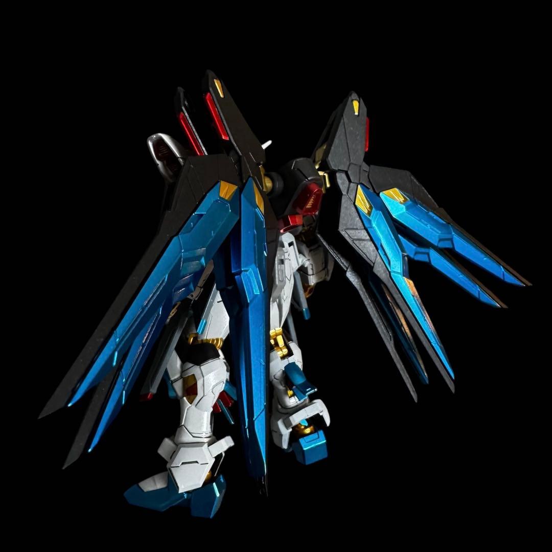 専用 GフレームFA ストライクフリーダム 初音ミクカラー ガンプラ