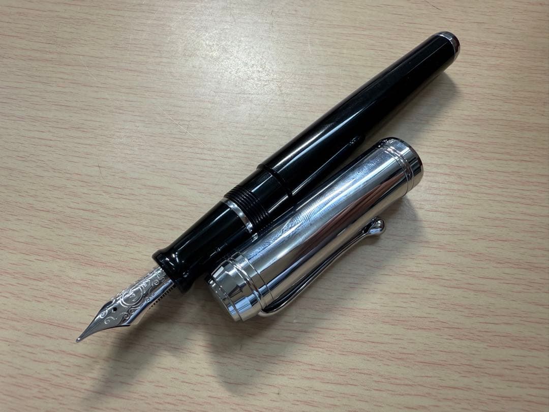 AURORA 万年筆 14Kゴールドペン先