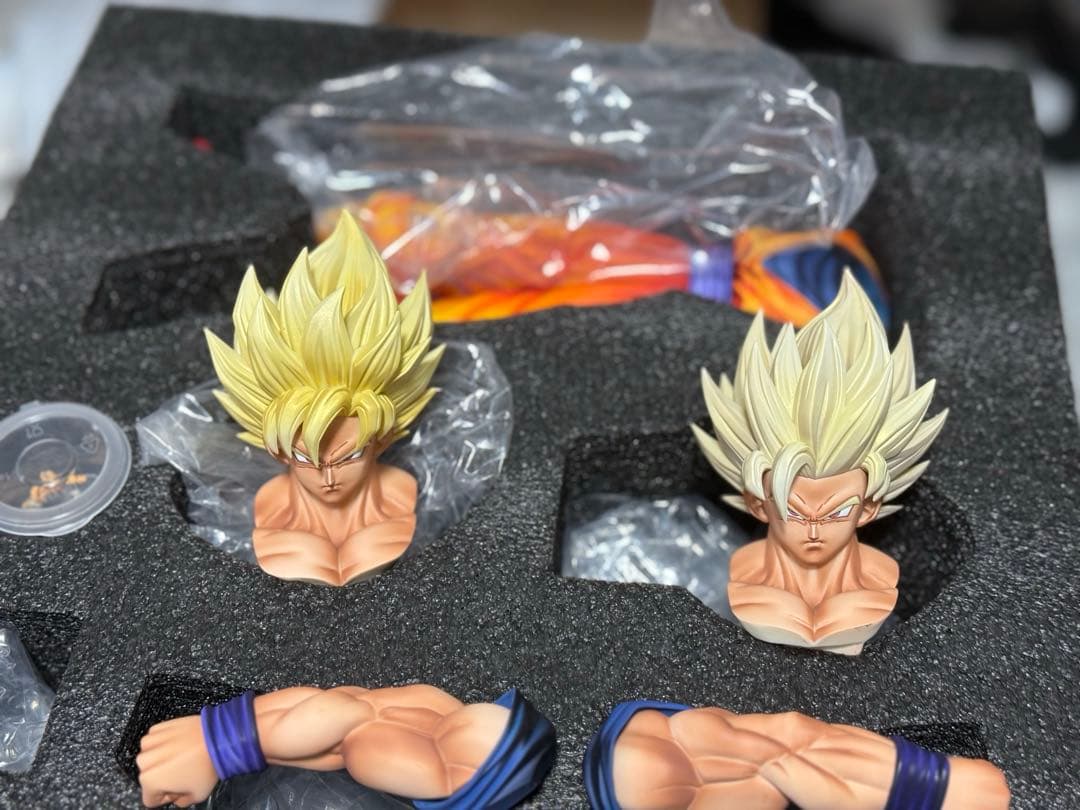 スーパーサイヤ人/スーパーサイヤ人2 孫悟空カスタム品 1/6スケールフィギュア