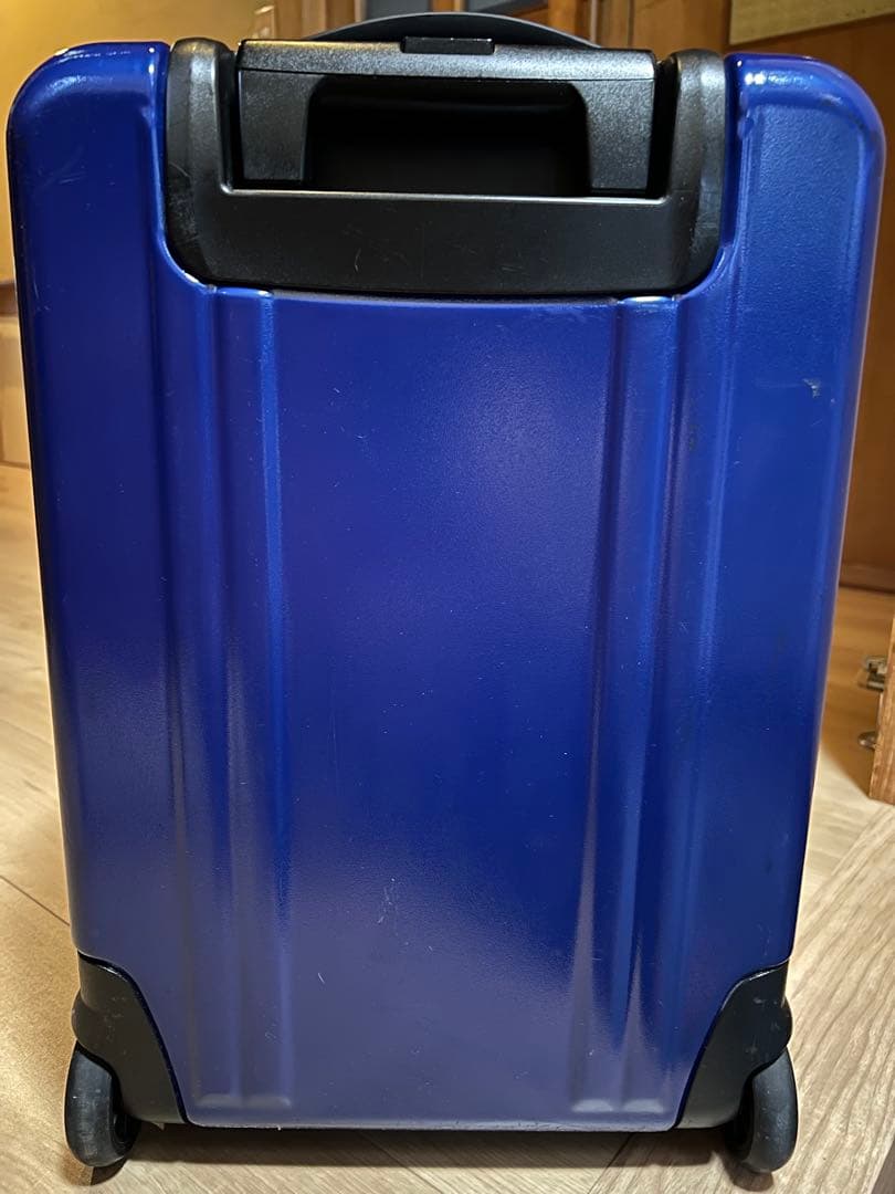 ゼロハリバートンZERO HALLIBURTON2輪スーツケース 伸縮式ハンドル