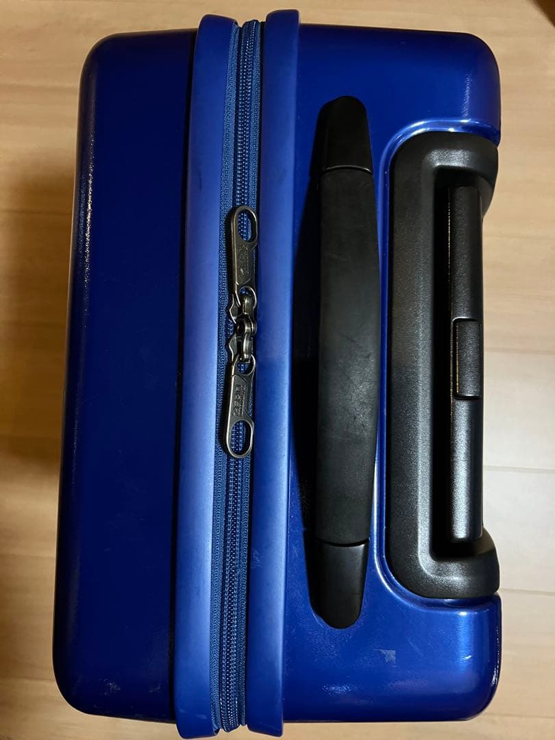 ゼロハリバートンZERO HALLIBURTON2輪スーツケース 伸縮式ハンドル