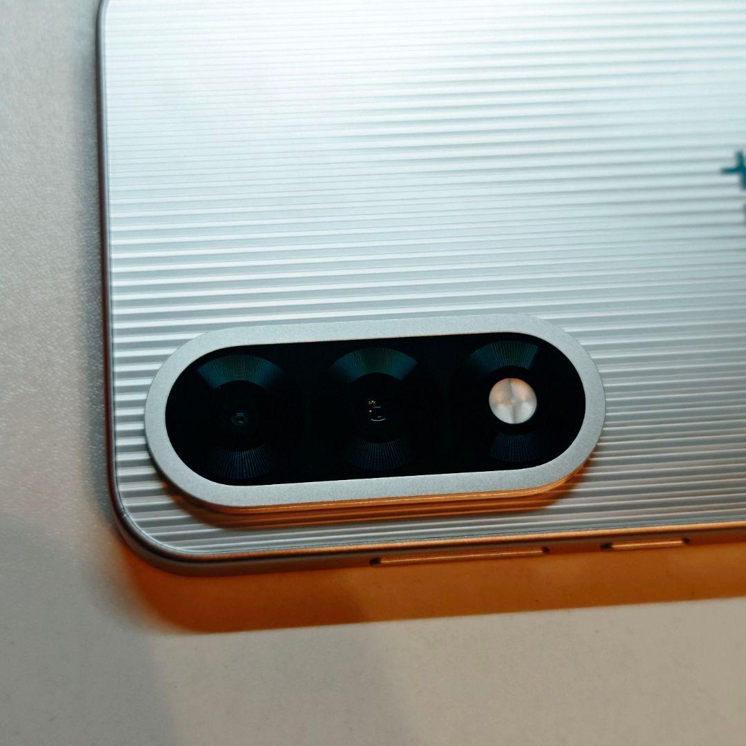 OnePlus Ace 5 ultra 12GB/256GB チタニウム