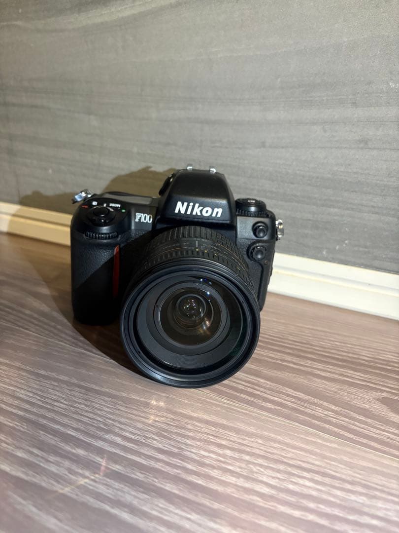 Nikon F100 一眼レフカメラ AF NIKKOR 24-85mm