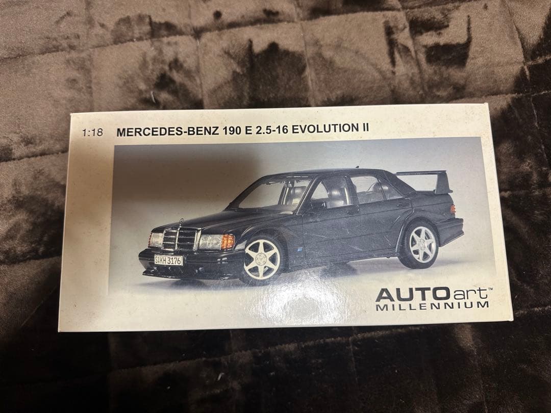 ミニカー Mercedes-Benz 190 E 2.5-16 Evolution II