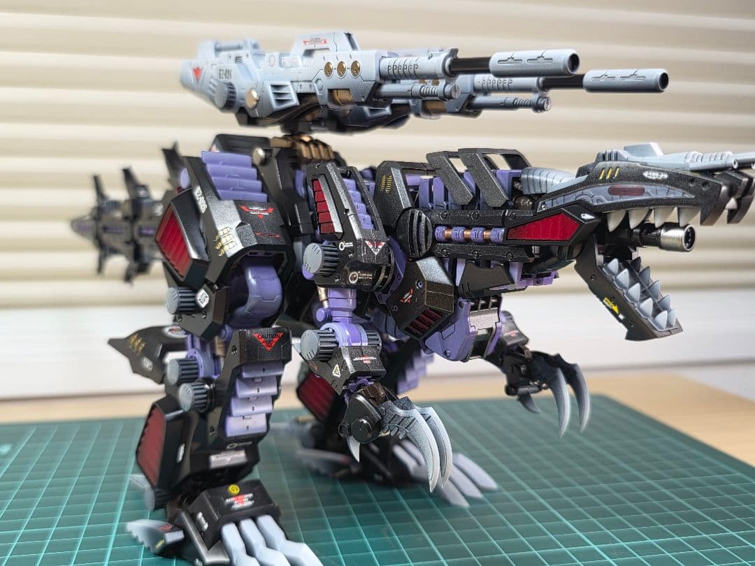 ゾイドHMMジェノザウラー全塗装