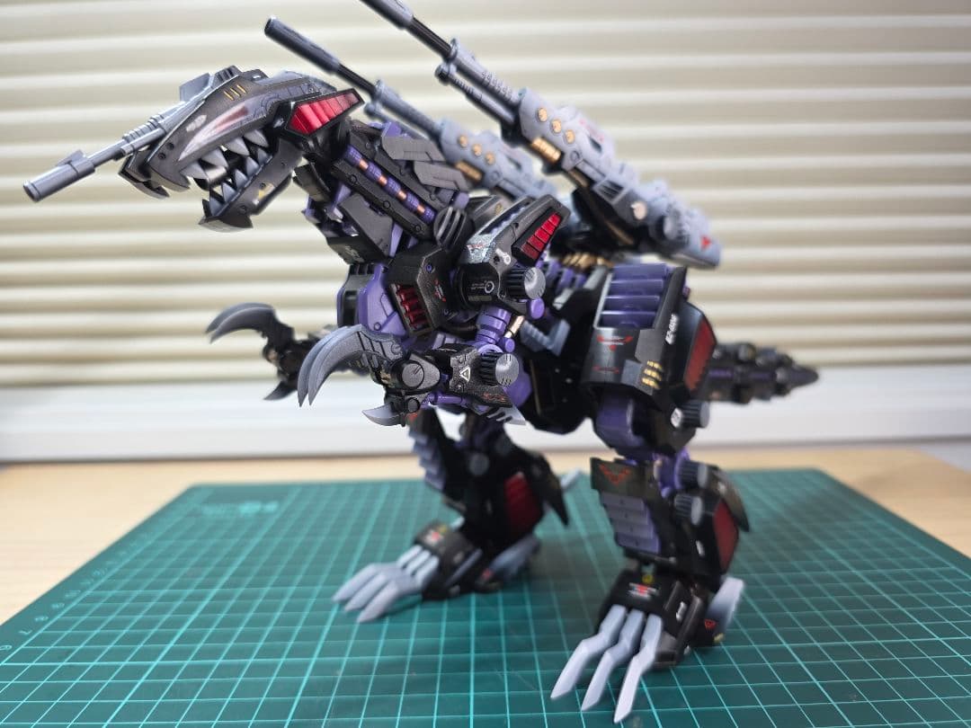 ゾイドHMMジェノザウラー全塗装