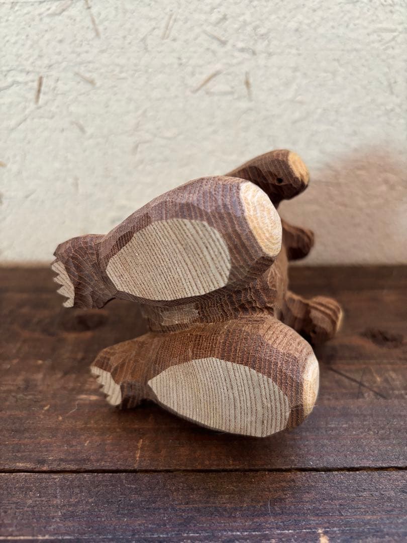 伊藤幹男　木彫りの熊