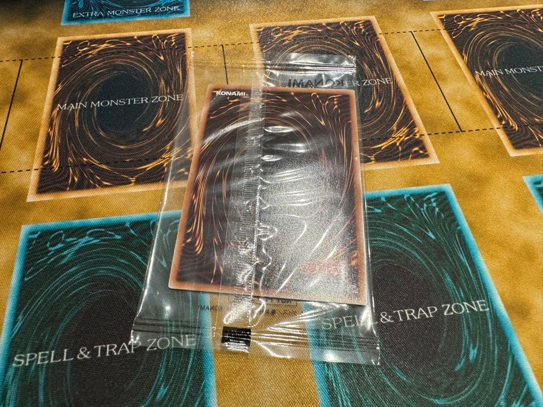 遊戯王 異次元の女戦士 プリズマ DKC 未開封