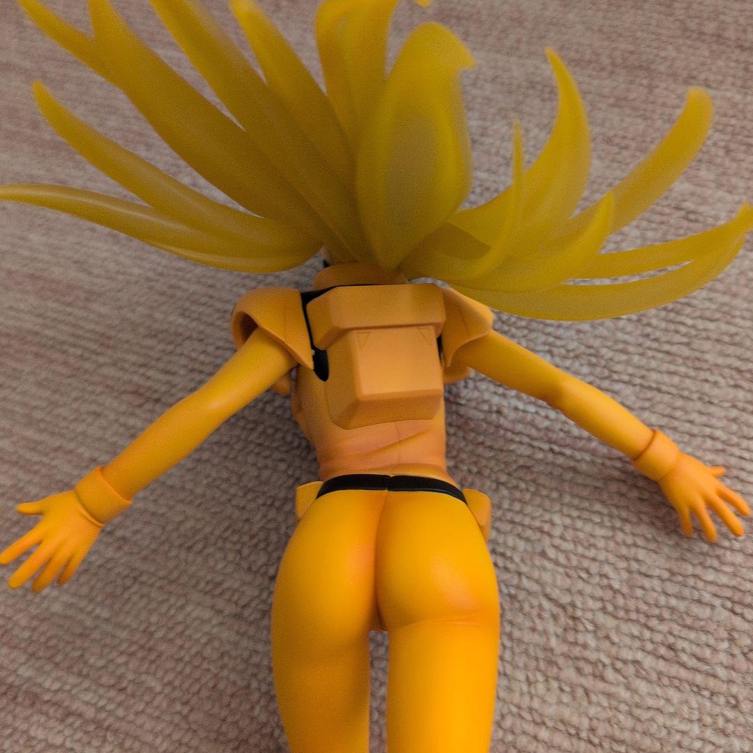 vガンダム　カテジナ・ルース　フィギュア