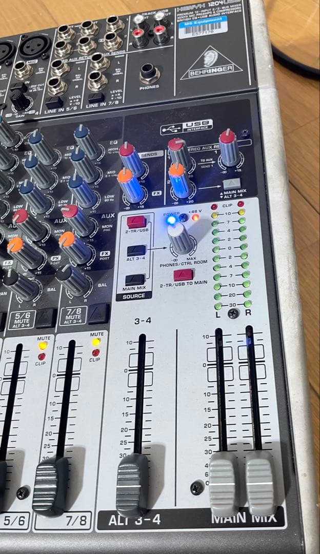 【動作確認済み/１か月保証付き】BEHRINGER XENYX X1204USB