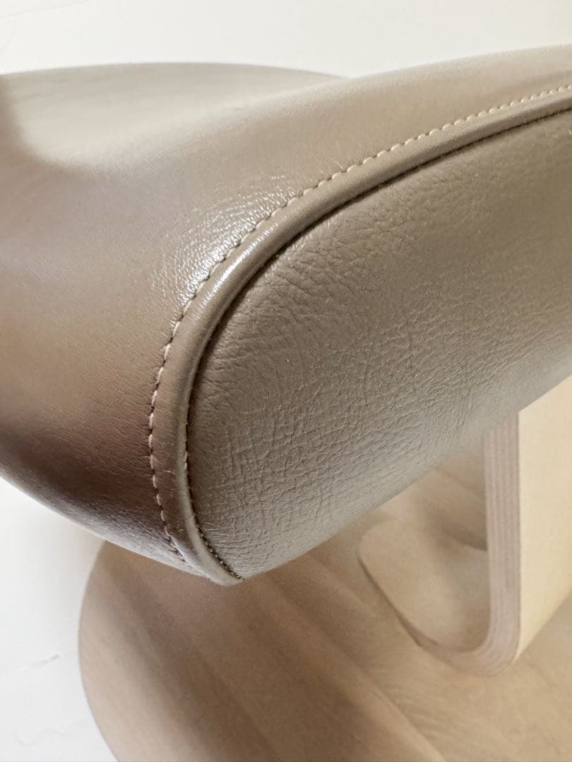 カリモク THE FIRST ザ・ファースト ソファとオットマンセット②