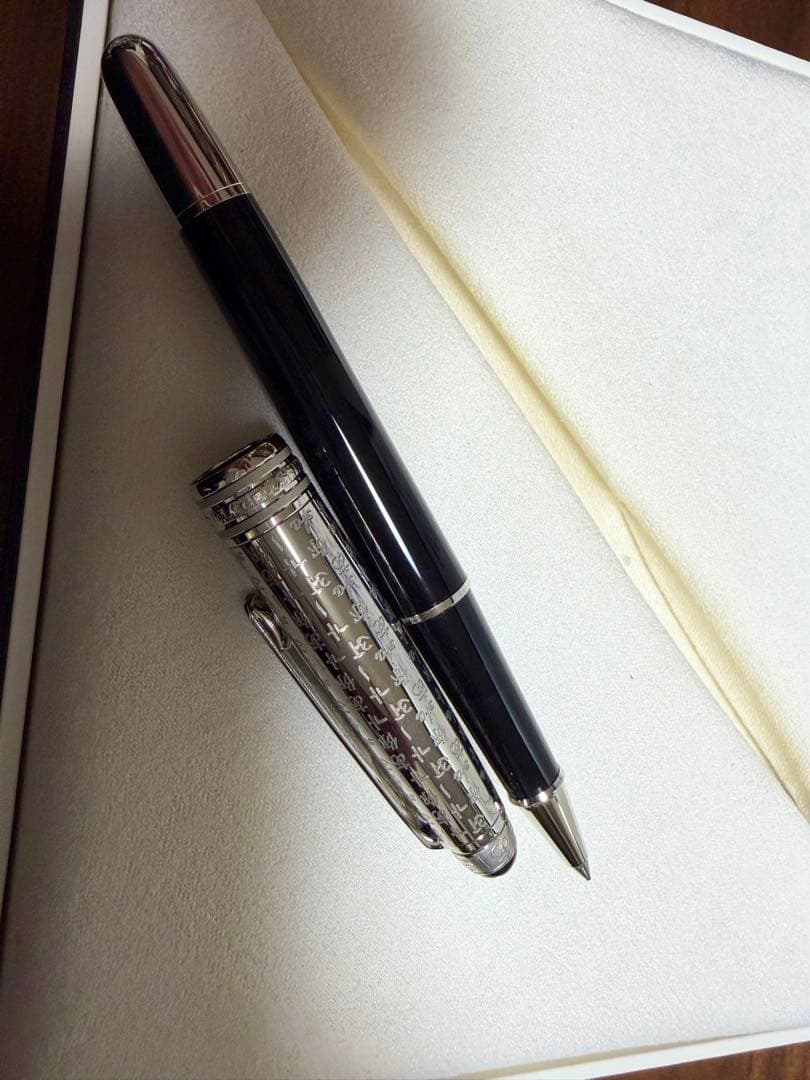 【新品未使用】モンブラン UNICEF チャリティ 限定 ボールペン 正規品