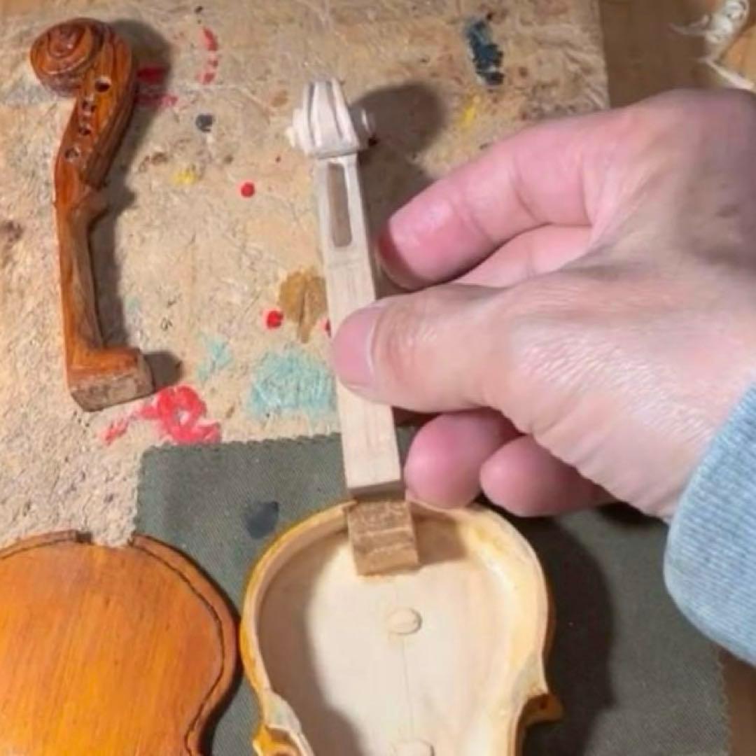 手作り小型コントラバス（約22cm）