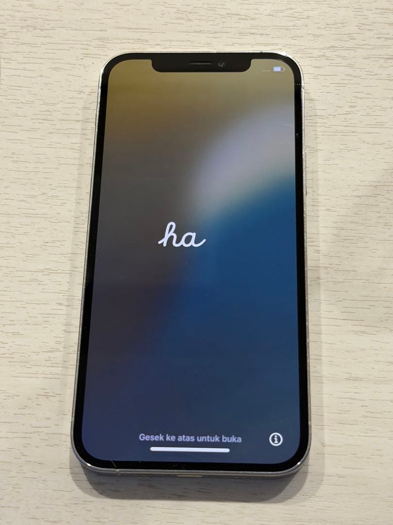 Apple iPhone 12 Pro シルバー　512GB