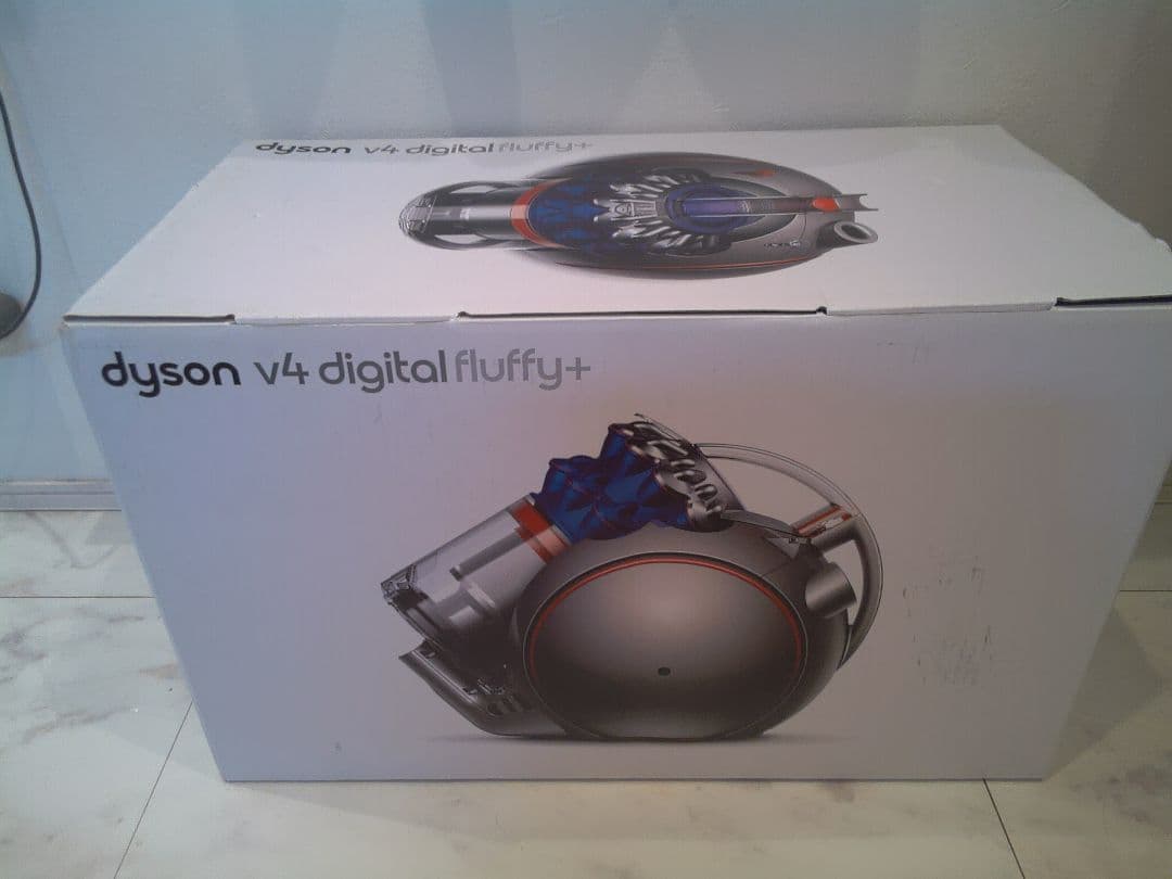 a80 Dyson ダイソン V4 Digital Fluffy+ 本体 未使用