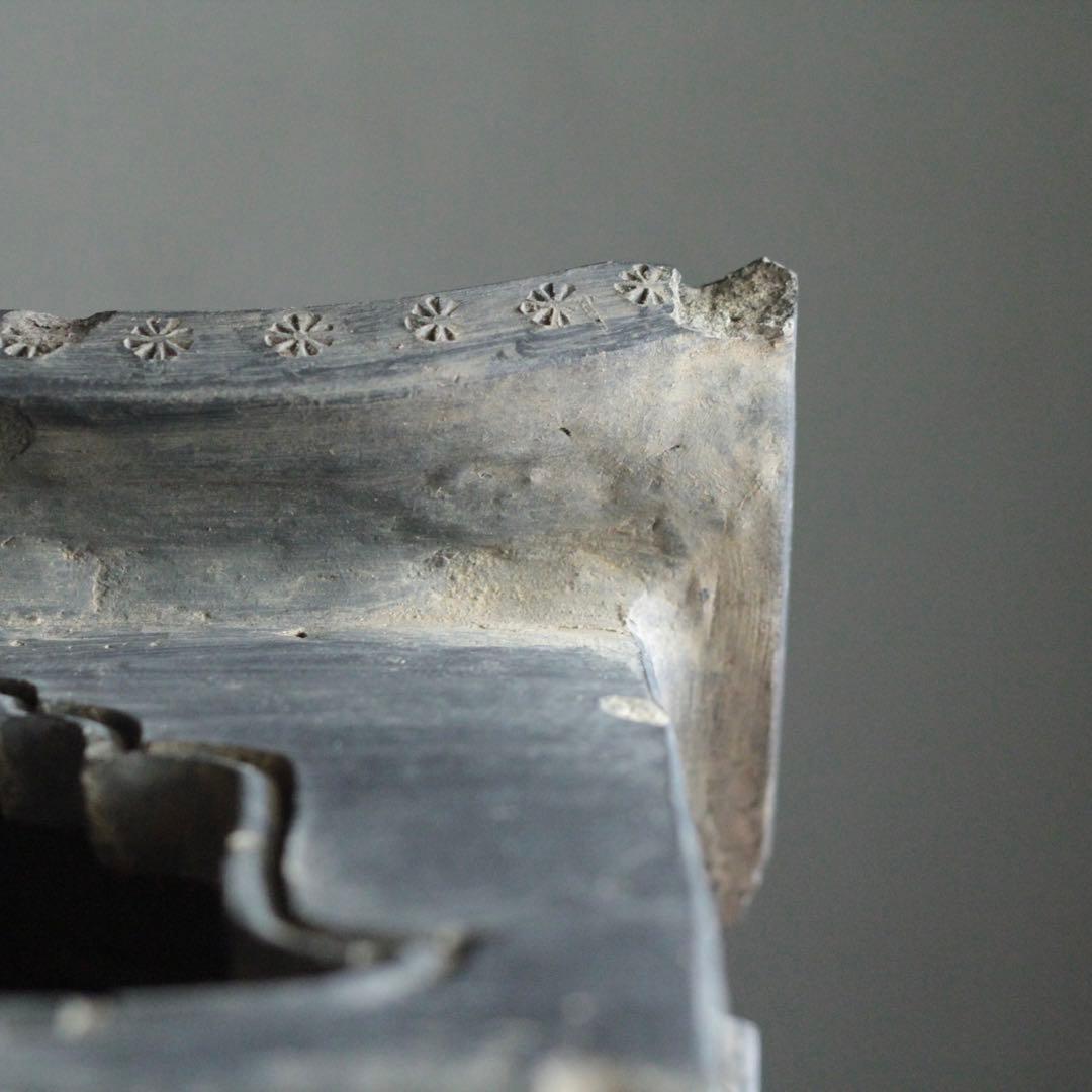 専用 瓦厨子 古道具 アンティーク 彫り文 欠けあり オブジェ 瓦質祠