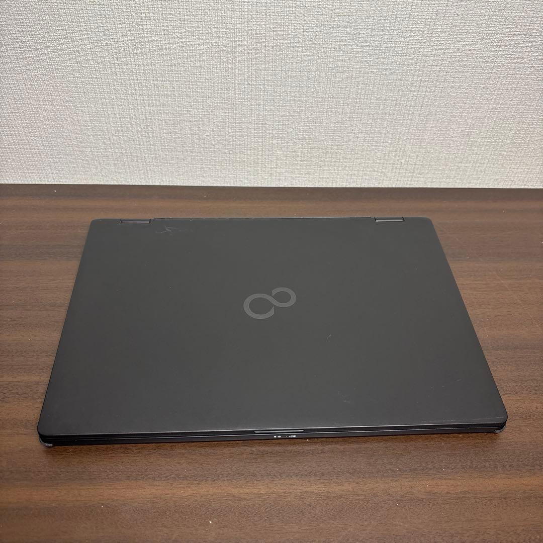 タッチペン付き！超軽量＆超高性能富士通製13.3インチ2in1モバイルPC！