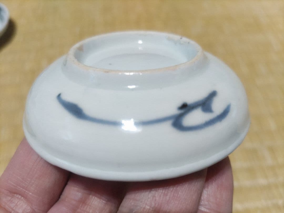 くらわんか　豆皿（5枚）白抜き　雪輪紋　裏：折れ松葉