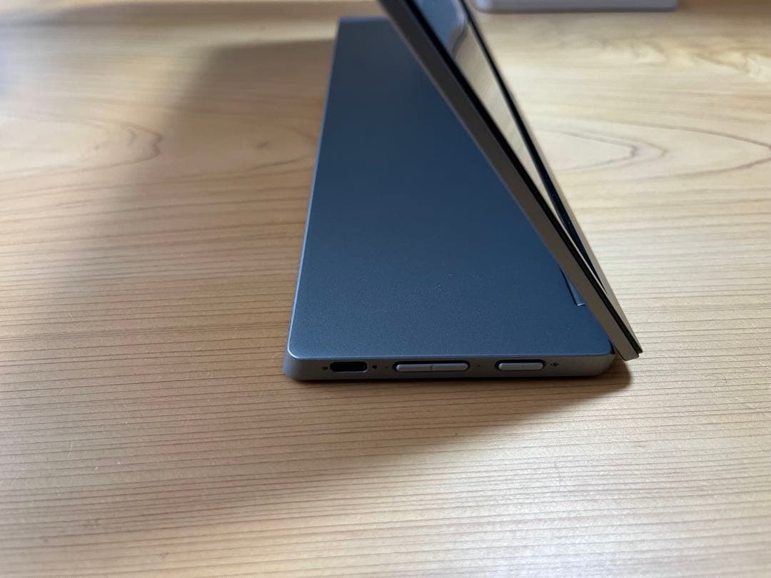 Dell 14 ポータブル モニター - P1424H