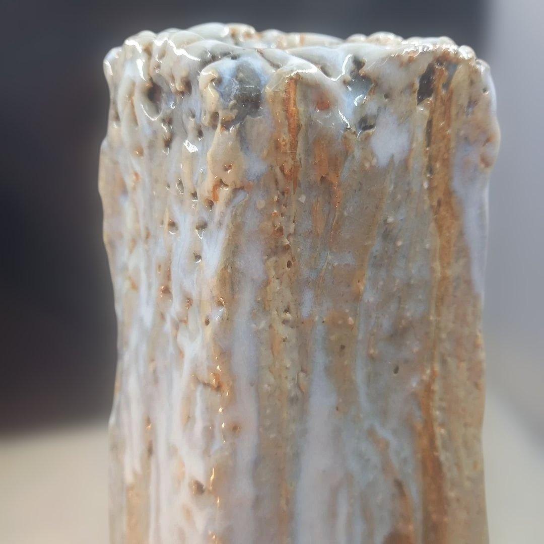 陶芸作家　手作りの花瓶