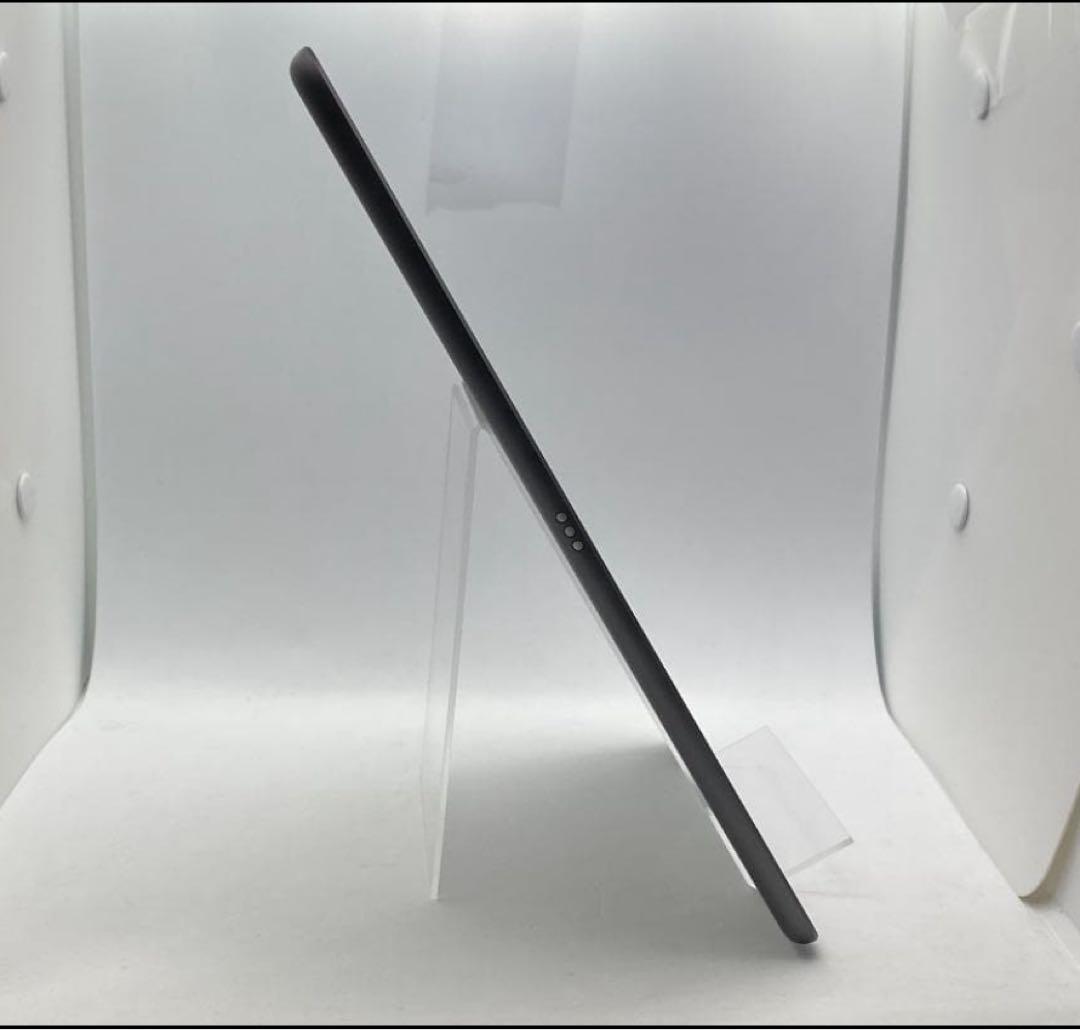 iPad 8th(第8世代) 32GB グレイ SIMフリー 本体 74379