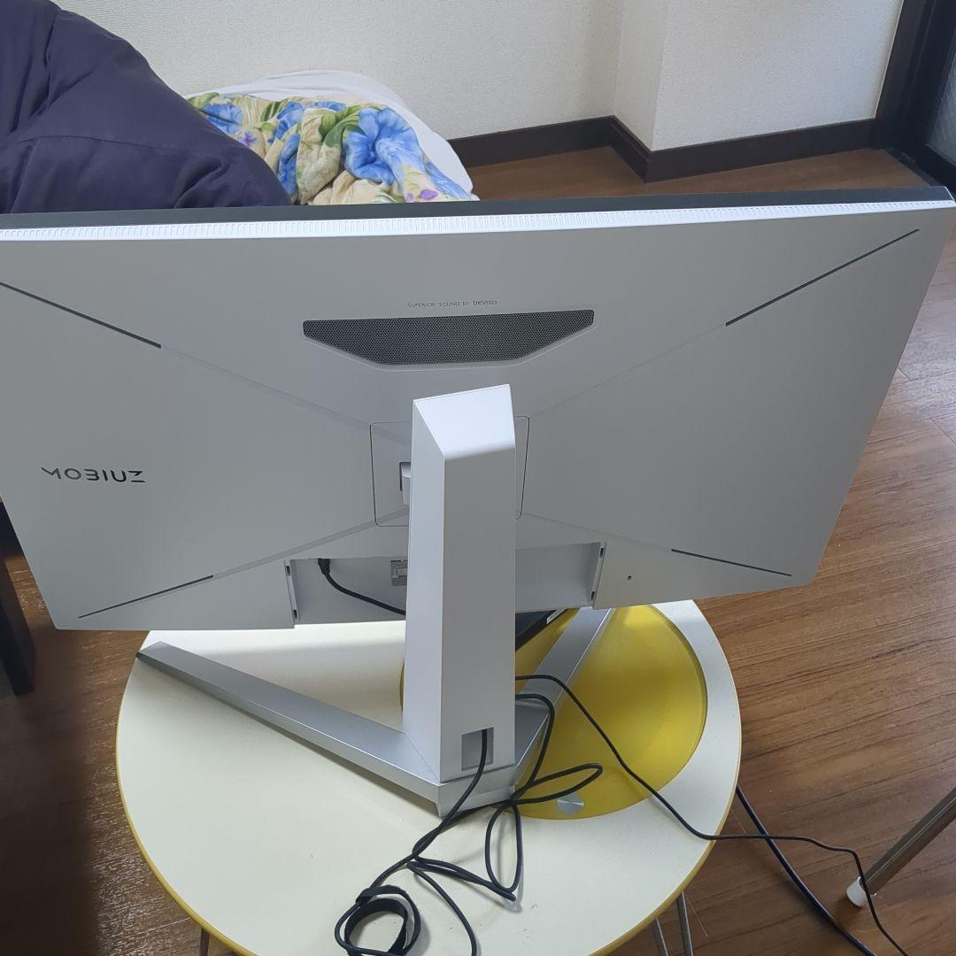 BenQ MOBIUZ 3210Uモニター 本体