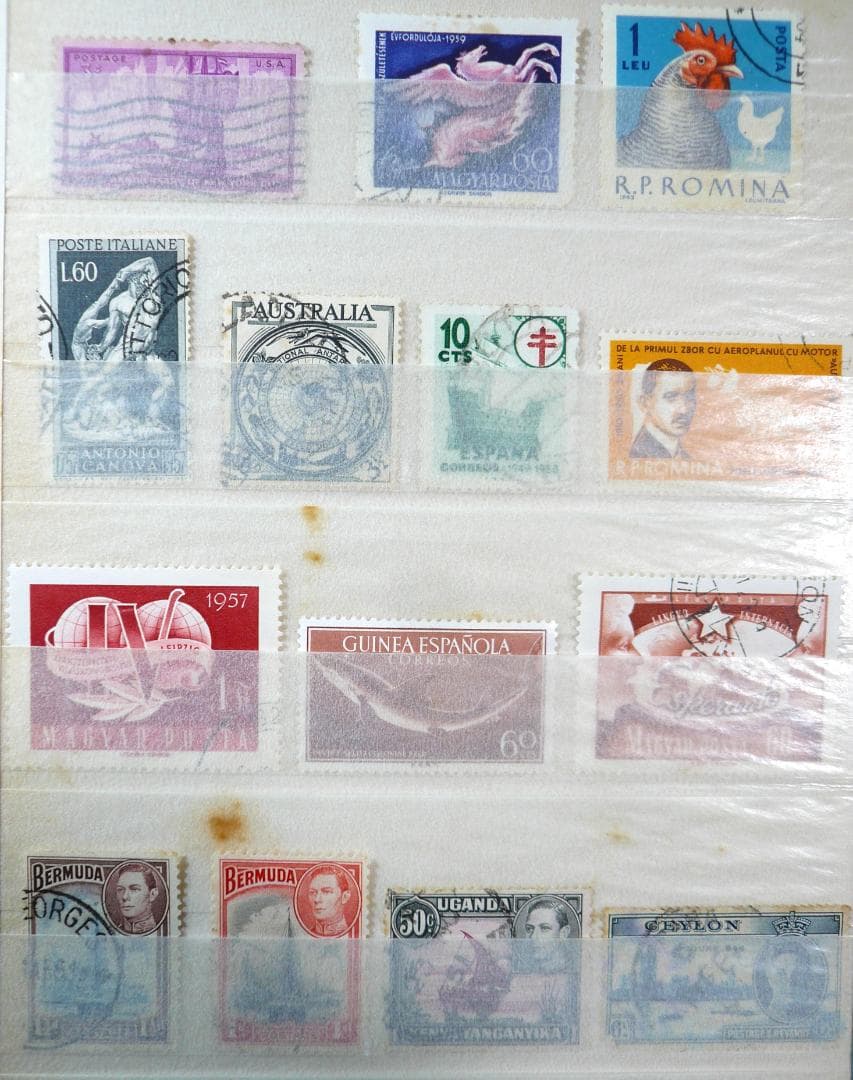 古い海外切手（使用済み、未使用混在２４９枚セット）