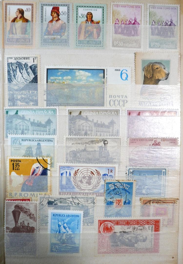 古い海外切手（使用済み、未使用混在２４９枚セット）