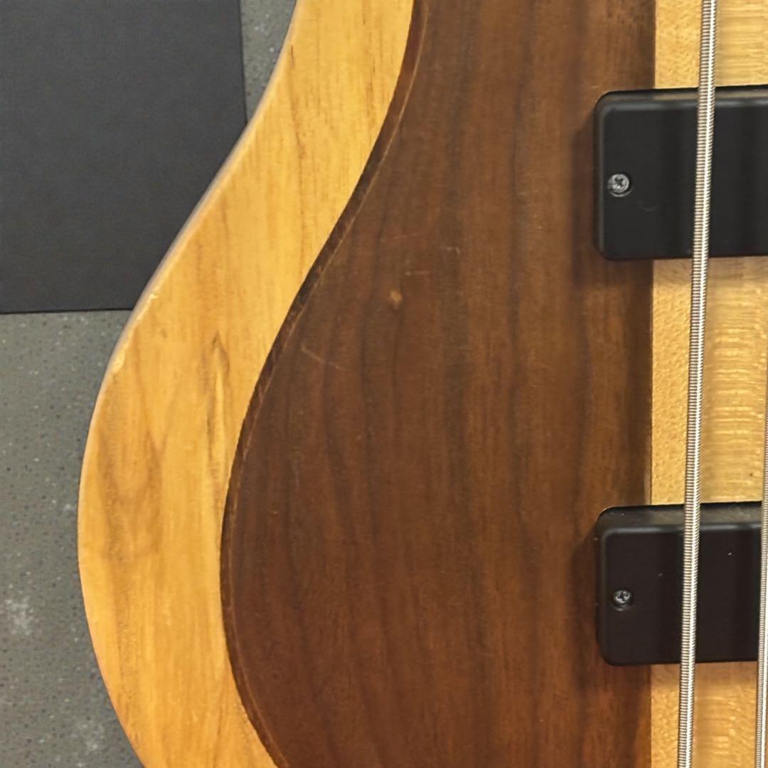 激レア IBANEZ アイバニーズ 6弦ベース BTB746