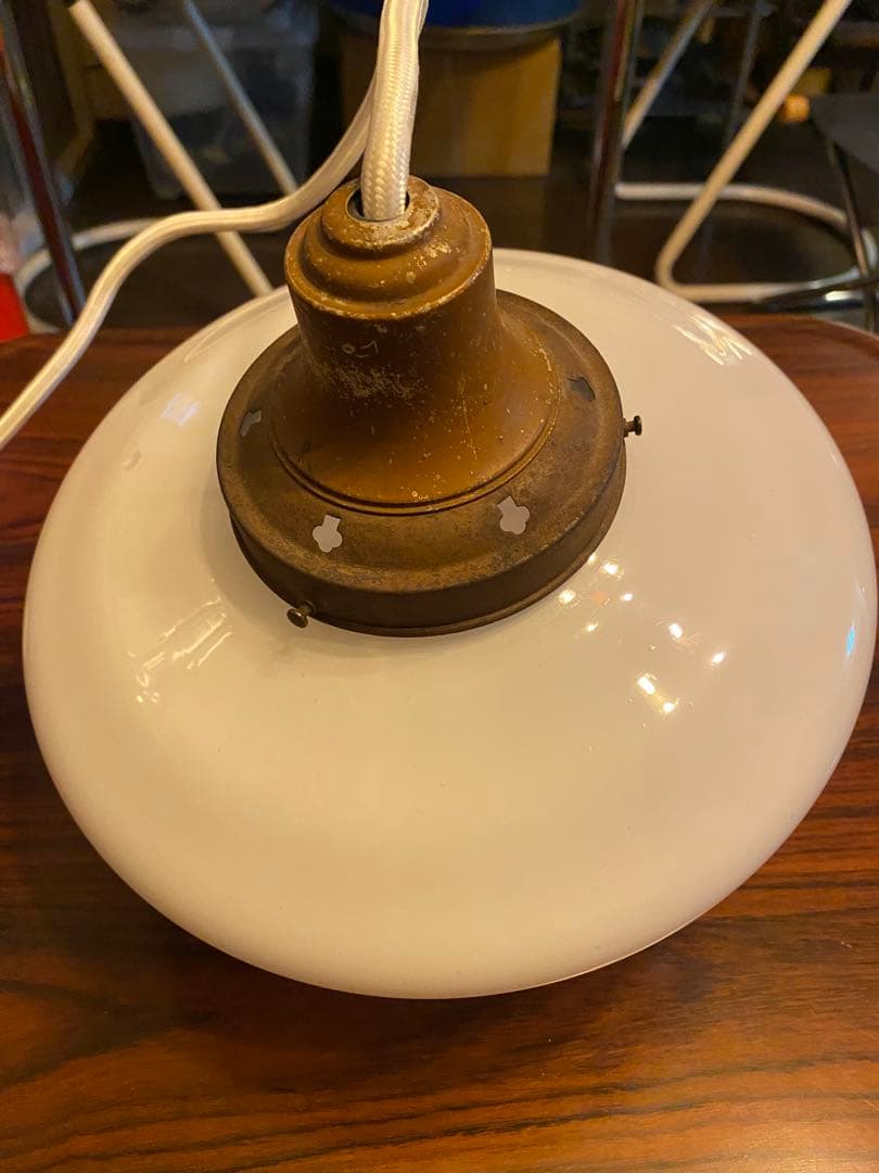 昭和レトロ　ペンダントライト　電笠　ミルクガラス照明　昭和初期