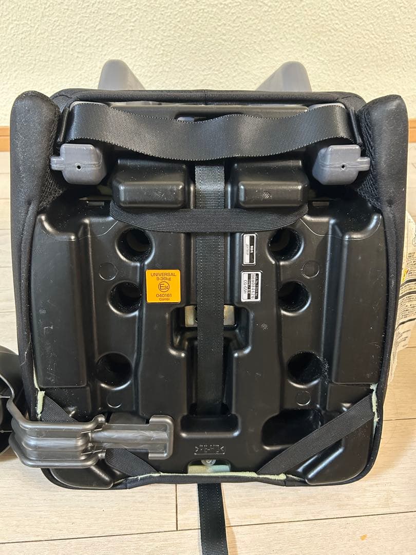 コンビ ジョイトリップ エアスルー エッグショックGC チャイル・ジュニアシート