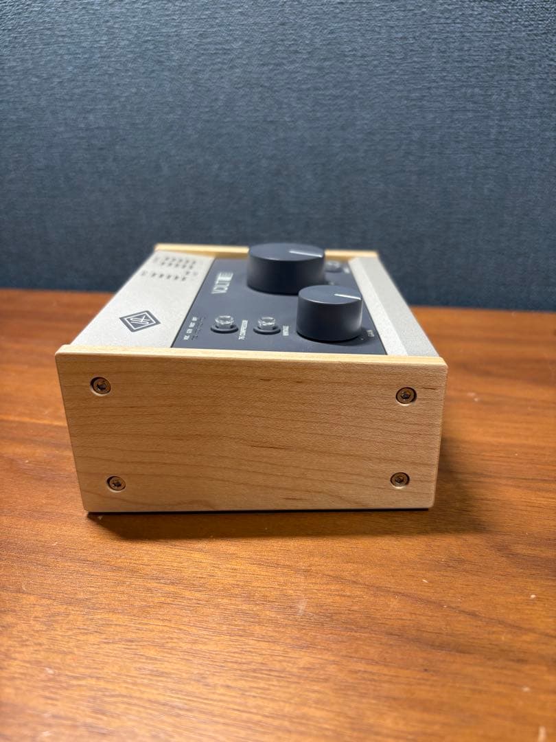 極美品 Universal Audio Volt 176 ユニバーサルオーディオ