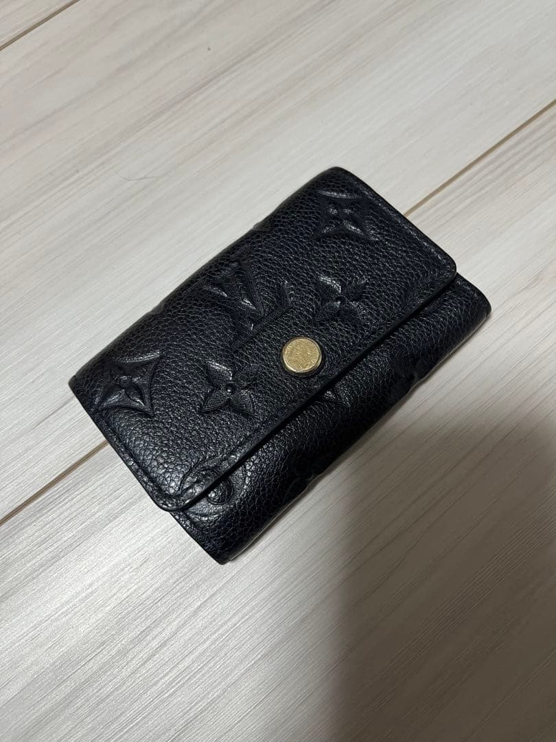 LOUIS VUITTON レザー キーケース