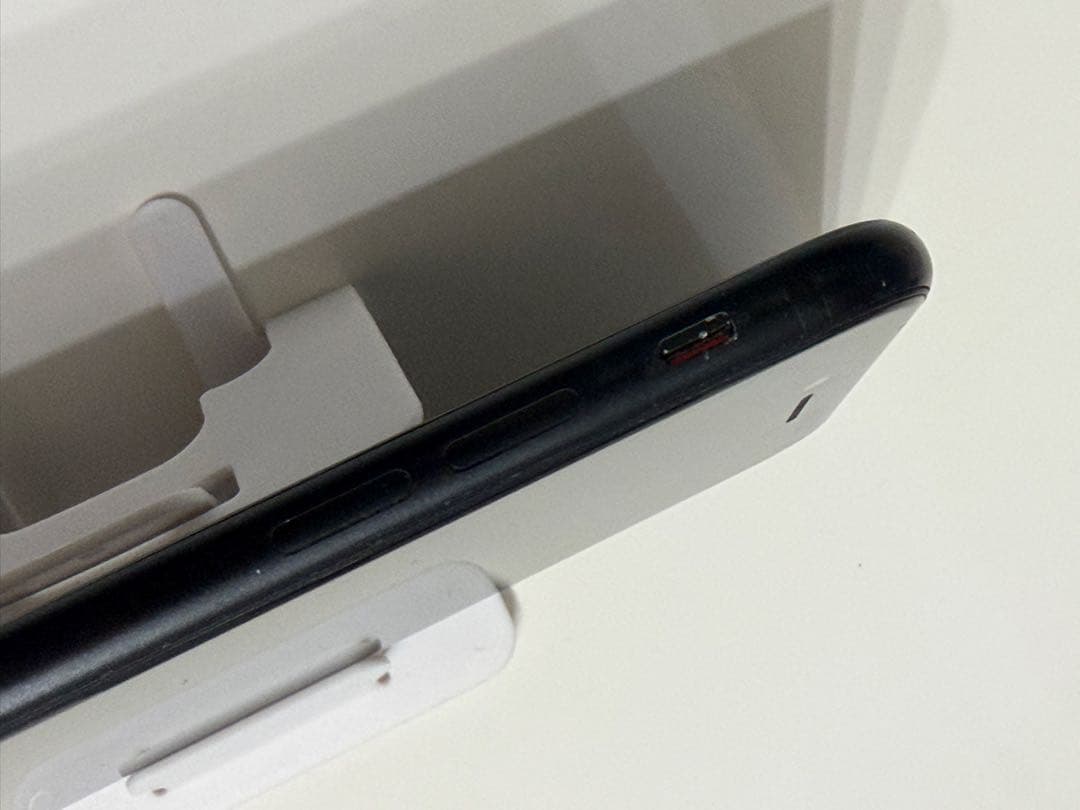 Apple iPhoneSE第二世代128GB