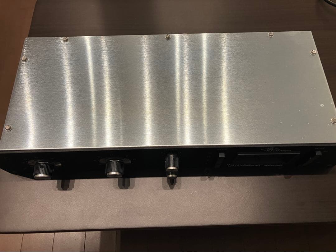 Universal Audio 1176LN コンプレッサー